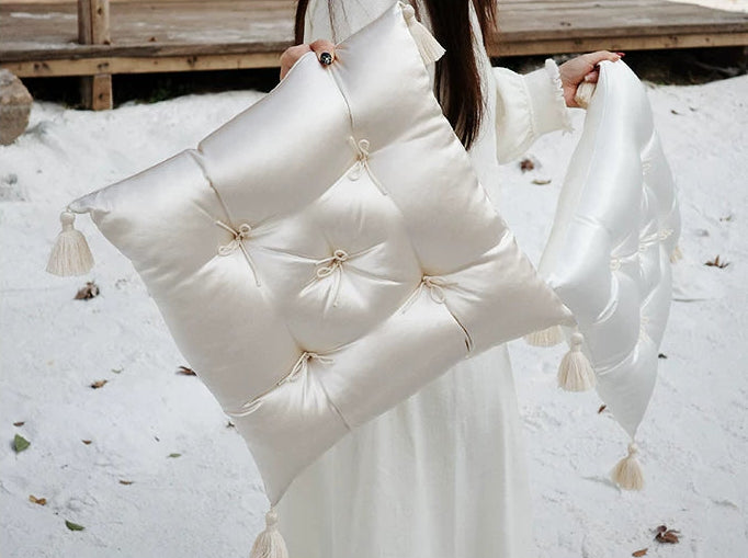 French Vintage Tufted Silk Blend Cushion - Mira