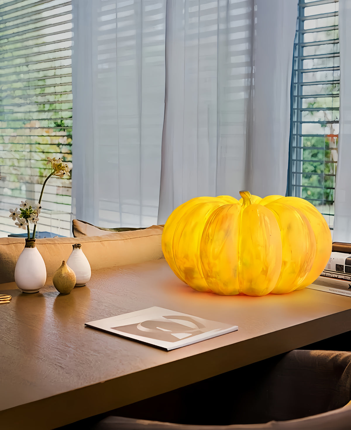 Realistic Pumpkin Table Lamp